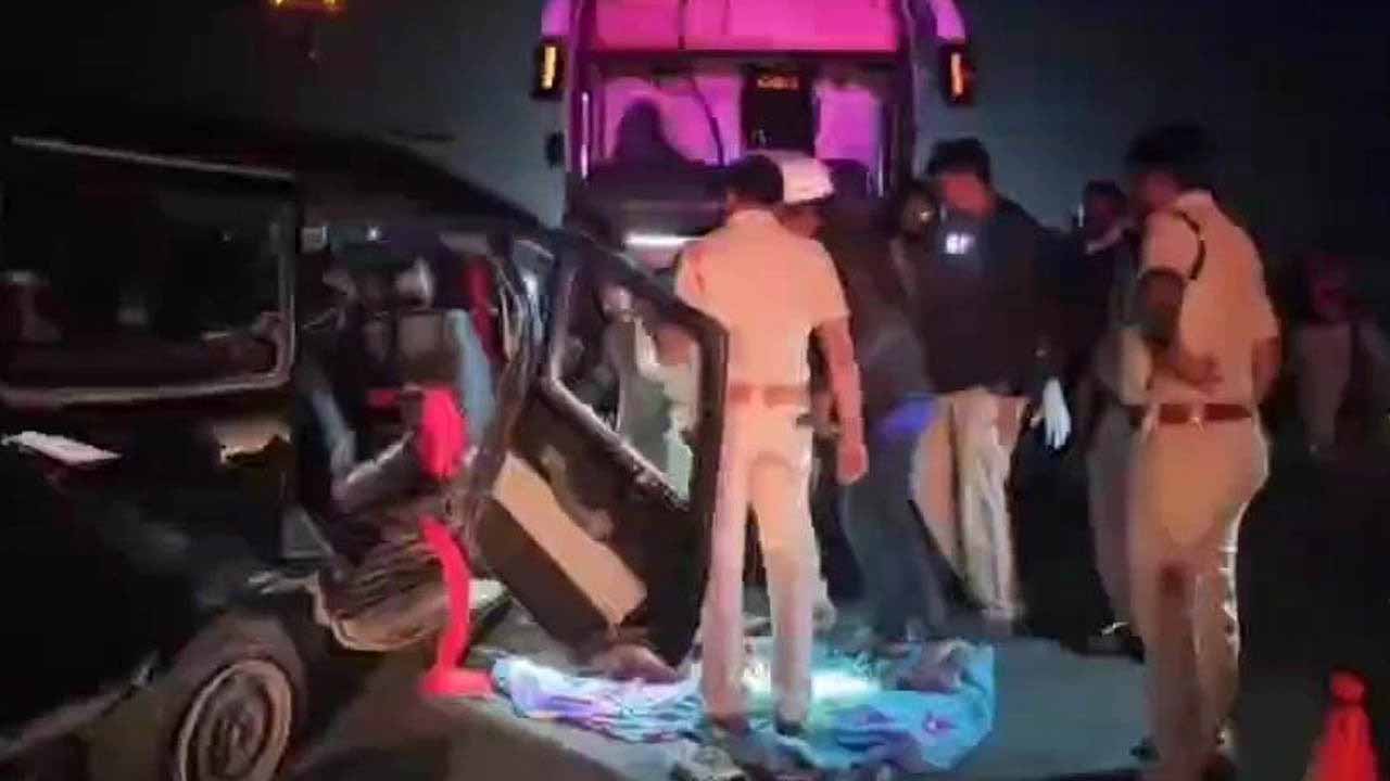 Nandyal District Road Accid