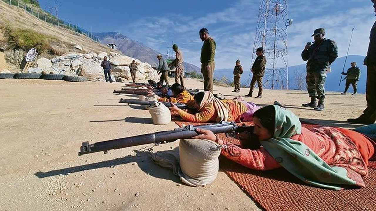 J&K ప్రజలకు ఆర్మీ ట్రైనింగ్, ఇక ఉగ్రవాదులకు వణుకే