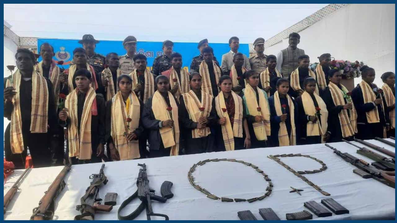 మావోయిస్టులకు తీరని విషాదాన్ని మిగిల్చిన 2025