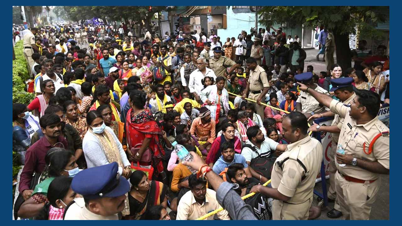 Tirumala Stampede