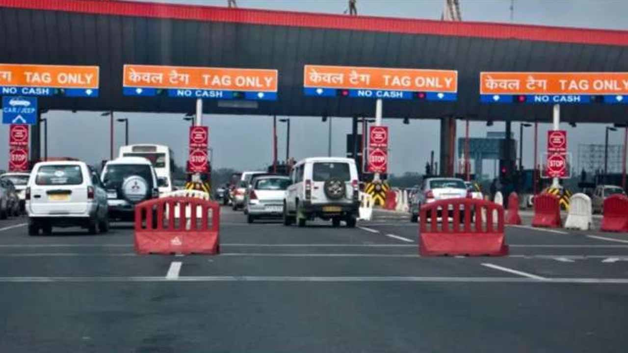 జాతీయ రహదారులపై వాహనదారులకు కేంద్రం గుడ్‌న్యూస్‌: ఫాస్టాగ్‌ కేవైవీకి గుడ్‌బై