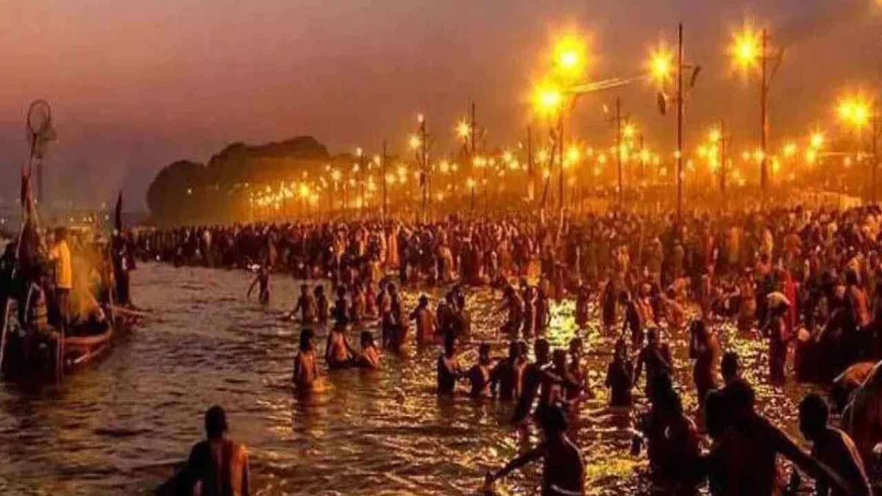 Magha Mela begins grandly at Triveni Sangam