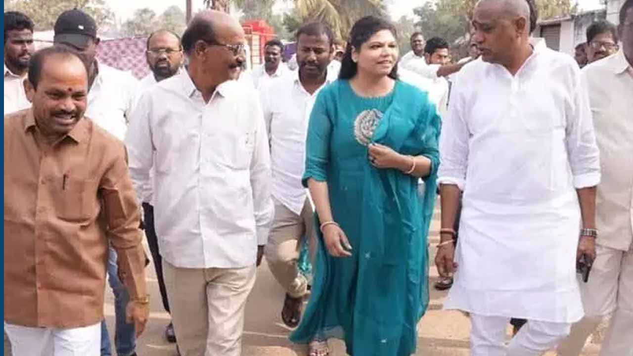 Satyanarayana Daughter Anus