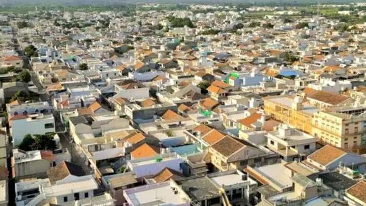 Richest Village : ప్రపంచంలోనే ధనిక గ్రామం ఏ రాష్ట్రంలో ఉందొ తెలుసా ?