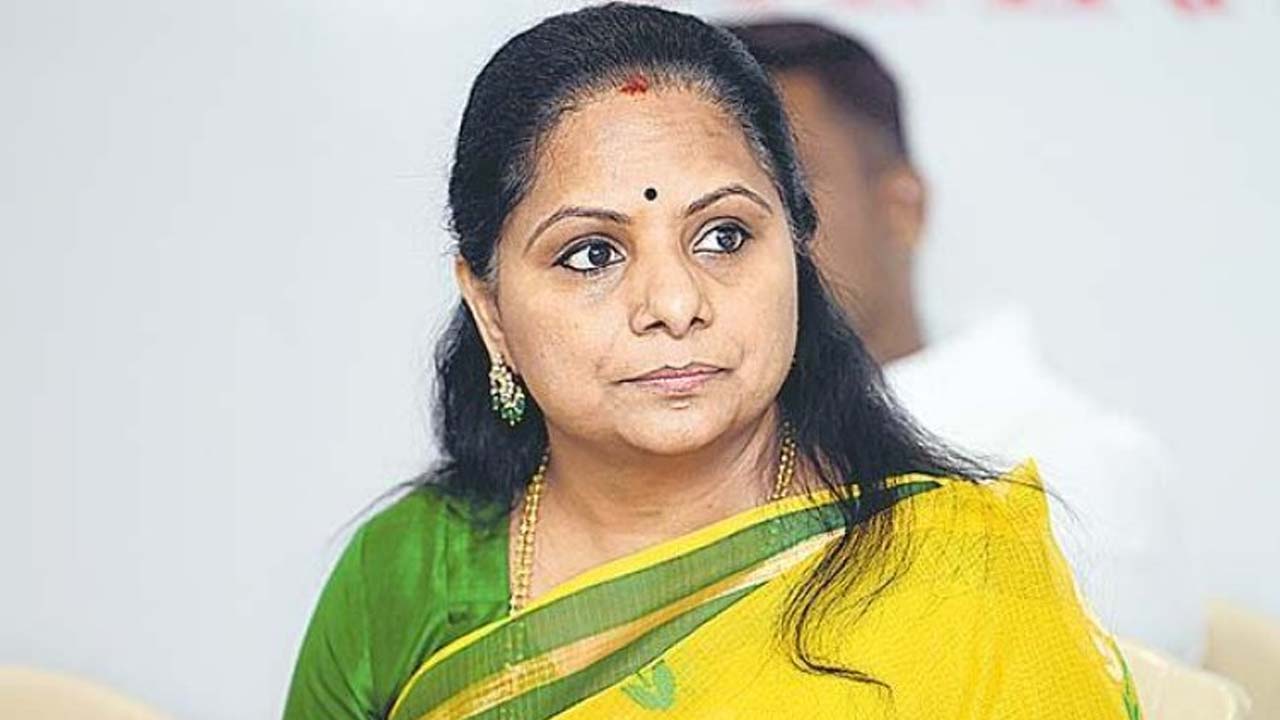 TG Municipal Elections Results : కవితకు బిగ్ షాక్ ఇచ్చి..కాంగ్రెస్లో చేరిన వడ్డేపల్లి స్వతంత్రులు