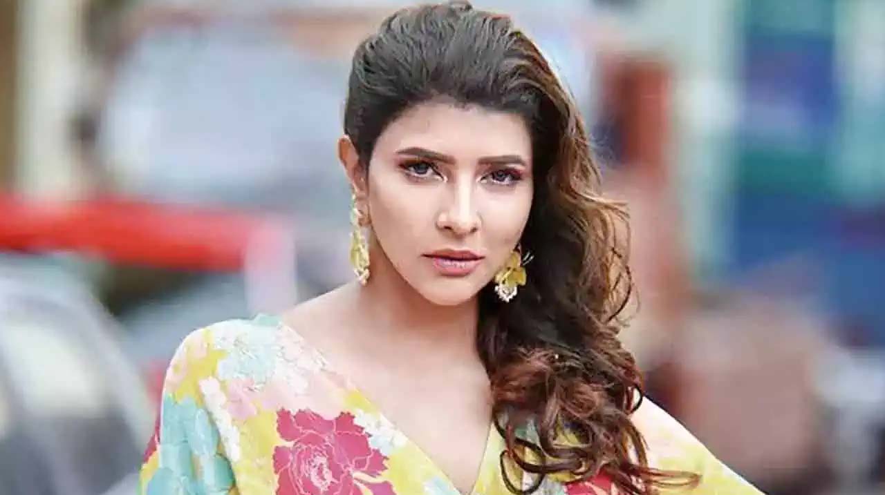 Manchu Laxmi : సినిమాలు తీసి అప్పుల పాలయ్యా.. మళ్లీ ఆ తప్పు చెయ్యను – మంచు లక్ష్మి ఎమోషనల్!