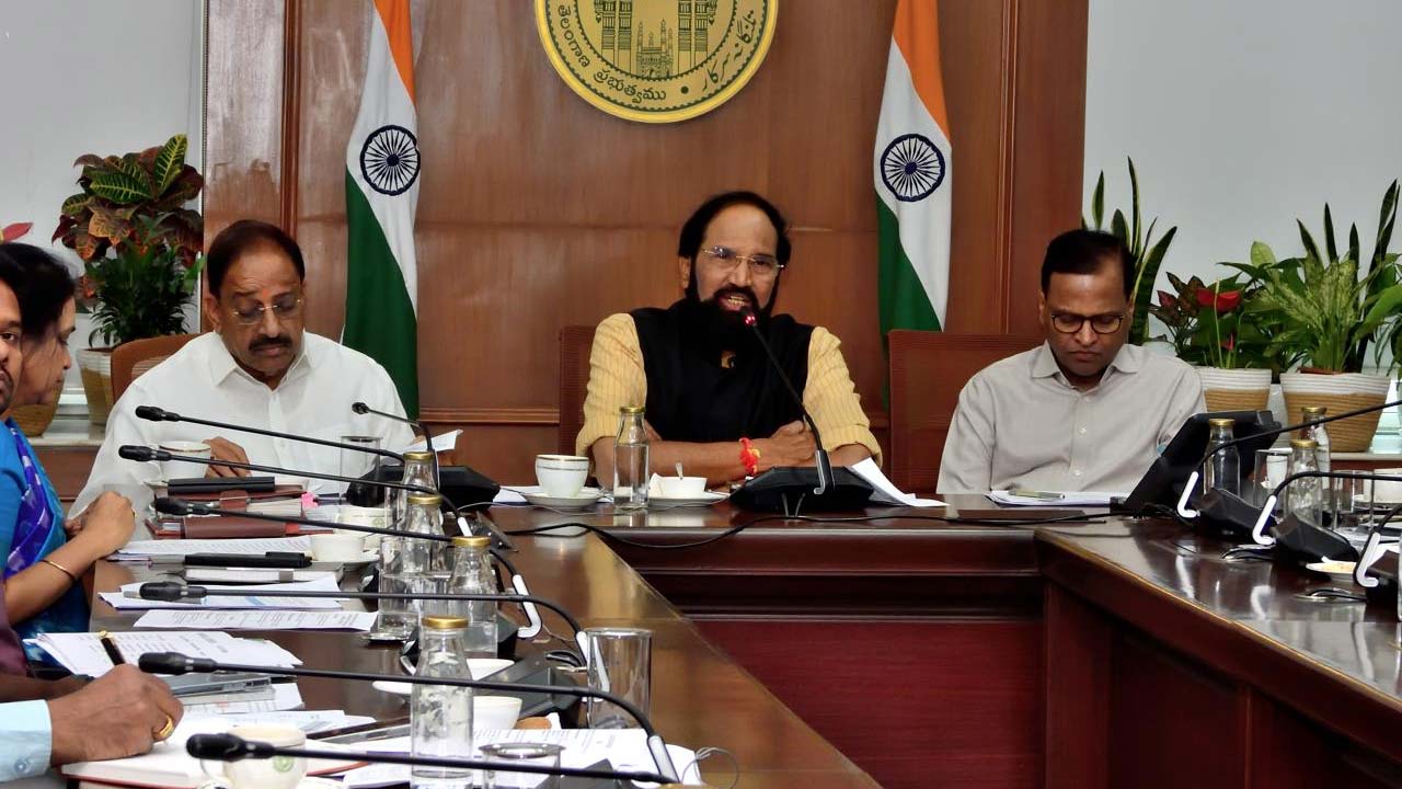 Minister Uttam Holds High L