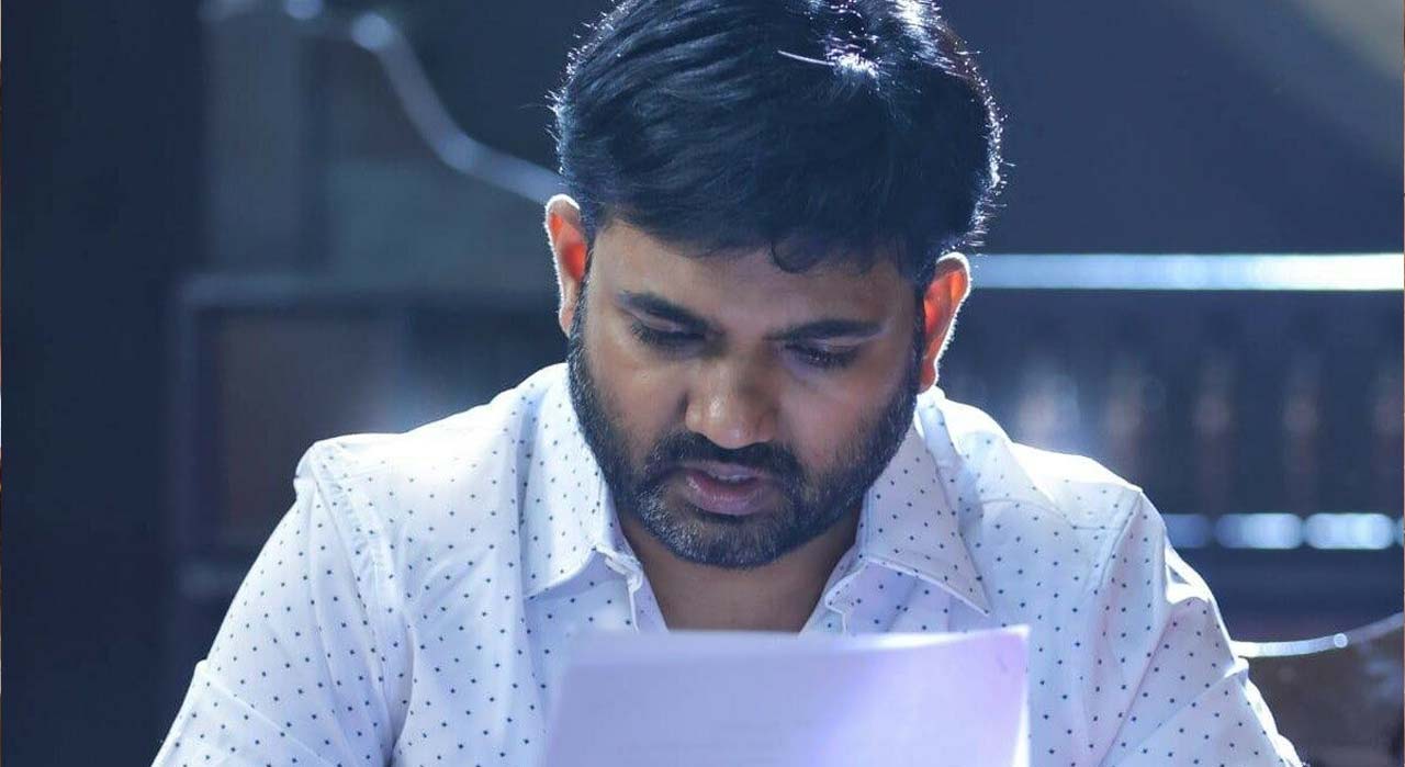 Maruthi : మారుతికి ఈ మెగా హీరోనైనా గ్రీన్ సిగ్నల్ ఇస్తాడో..?