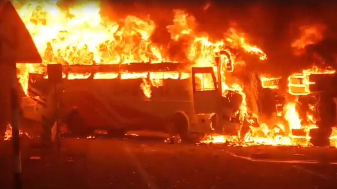 Fire Accident:  మార్కాపురంలో ట్రావెల్ బస్సు ప్రమాదం .. 10 మంది సజీవ దహనం