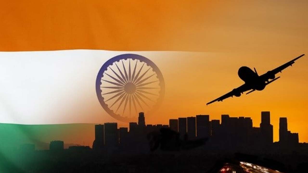 War Effect : భారత విమానయాన రంగానికి రూ. 18,000 కోట్ల నష్టం!