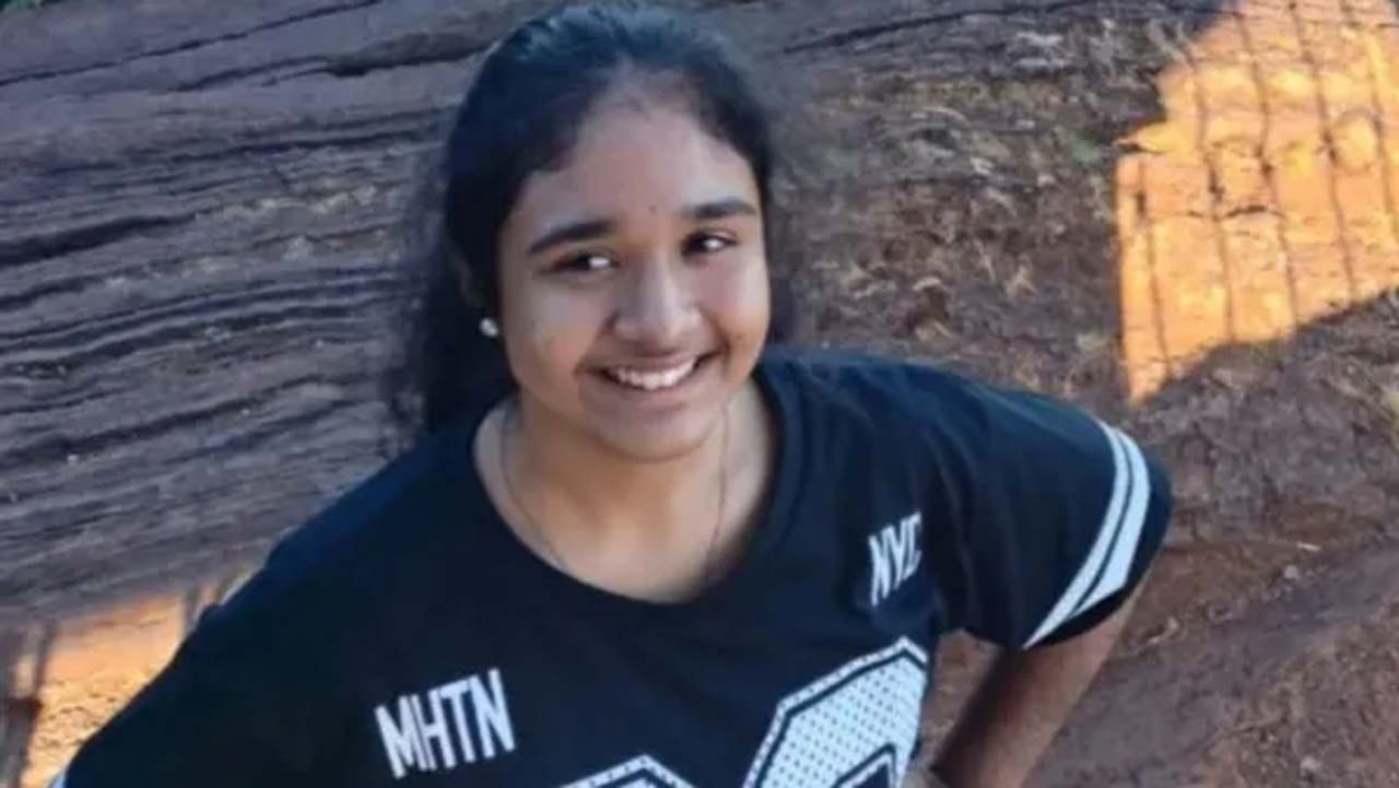 Kerala Tourist : రీల్స్ చేసిన కొద్దిసేపటికే అనంతలోకాలకు.. చిక్కమగళూరులో కేరళ పర్యాటకురాలి మృతి